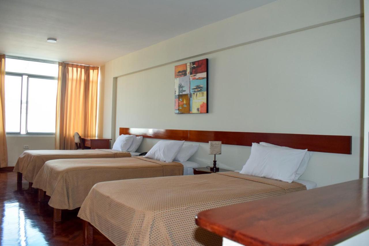 Hostal Solari Τρουχίλο Εξωτερικό φωτογραφία