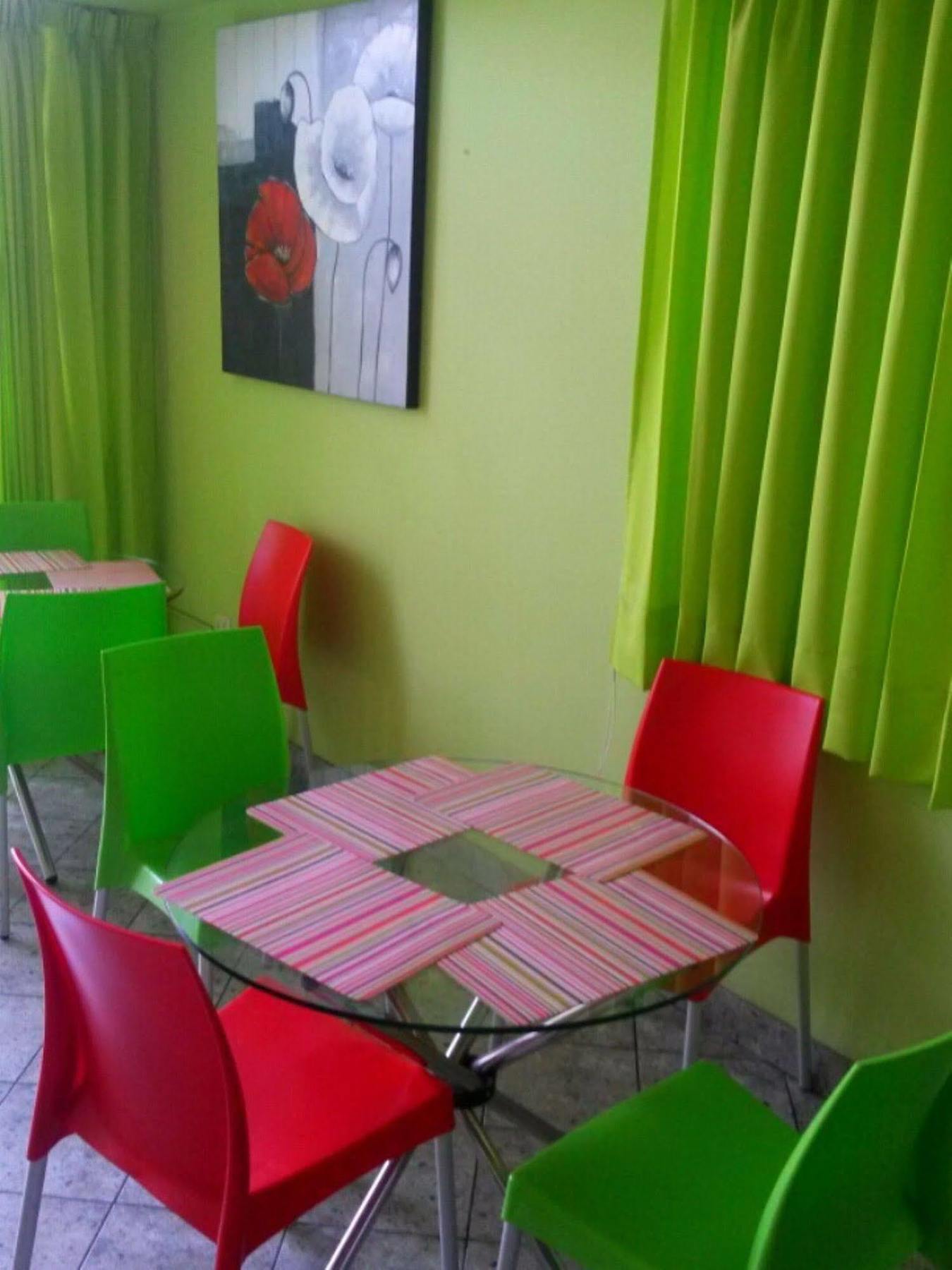 Hostal Solari Τρουχίλο Εξωτερικό φωτογραφία